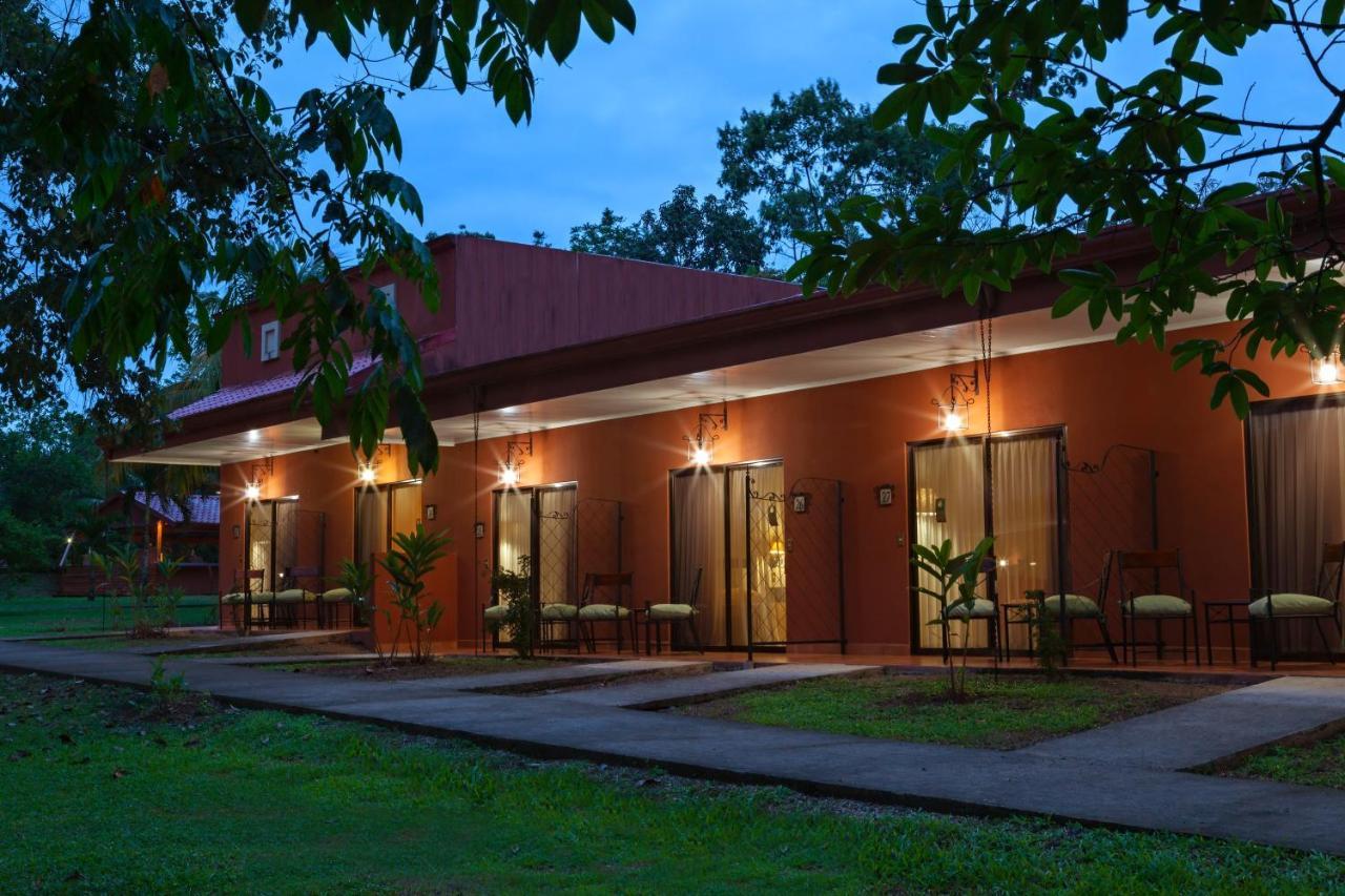 Natural Lodge Cano Negro 外观 照片