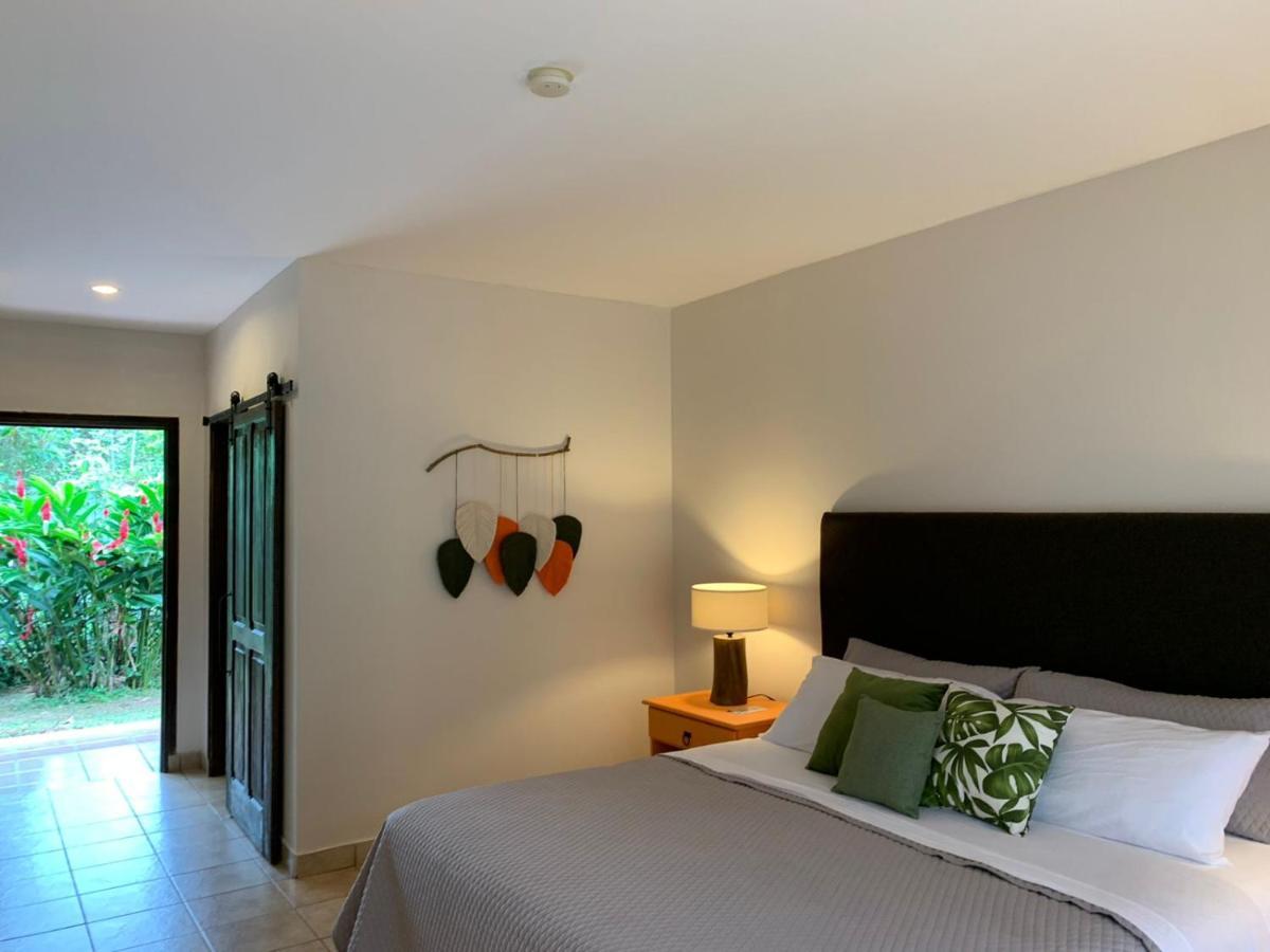 Natural Lodge Cano Negro 外观 照片